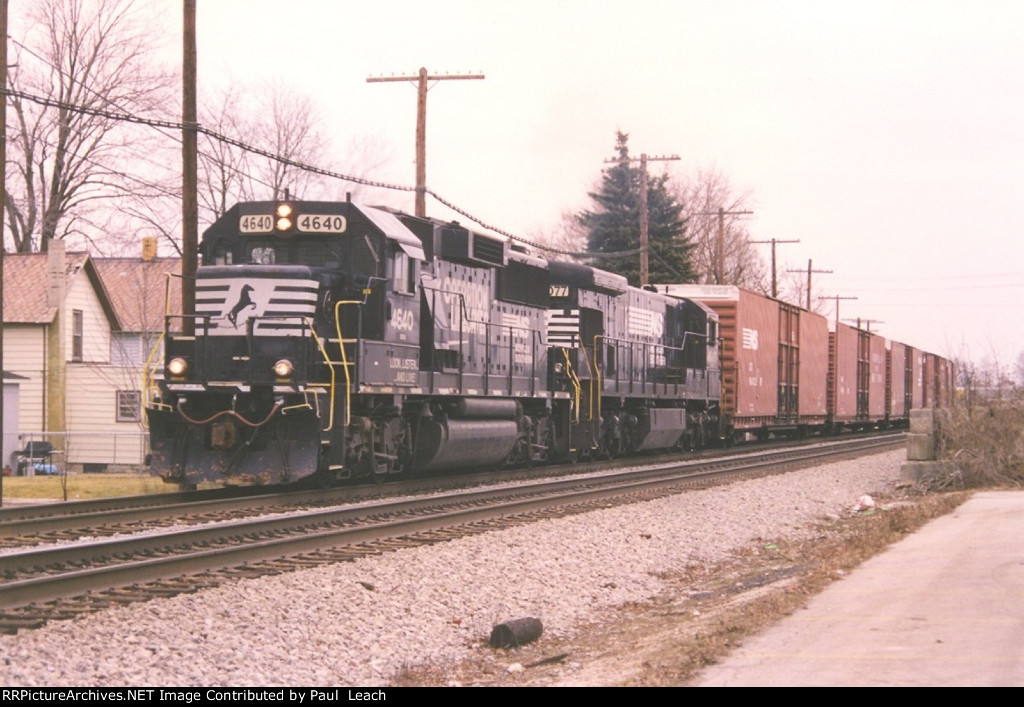 Westbound Hi-cubes